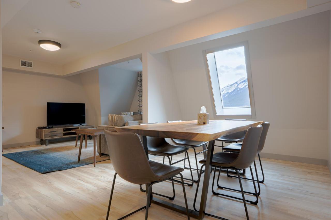 Basecamp Suites Banff Extérieur photo