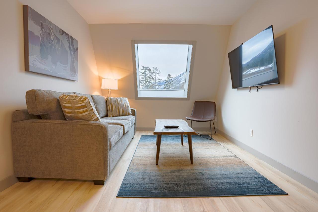 Basecamp Suites Banff Extérieur photo