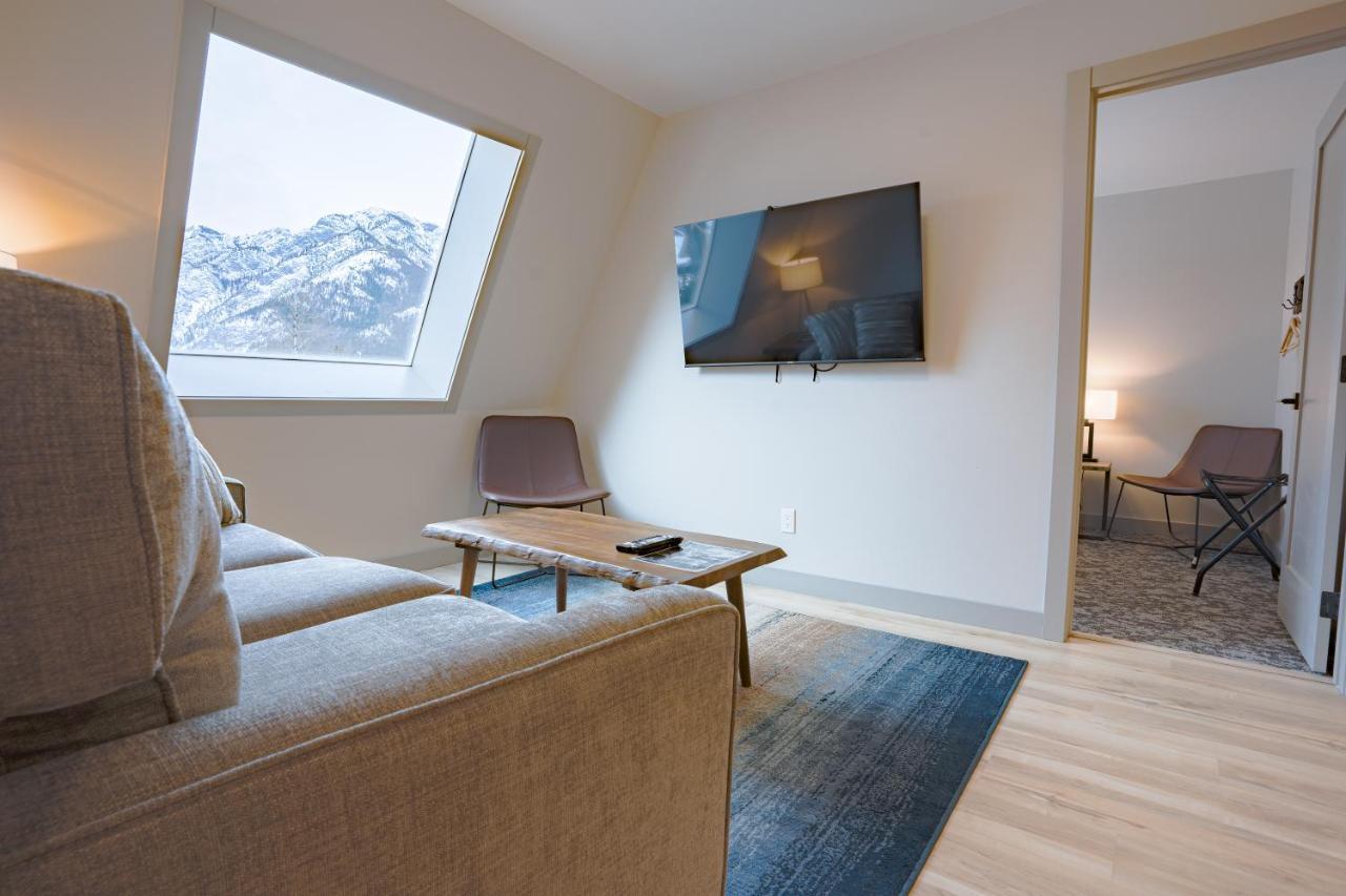 Basecamp Suites Banff Extérieur photo