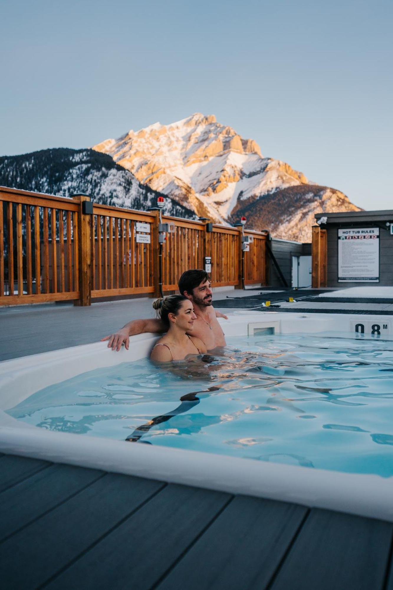 Basecamp Suites Banff Extérieur photo